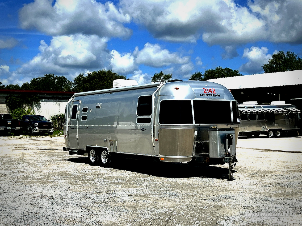2007 Airstream Safari Special Edition 27 FB Photo 1