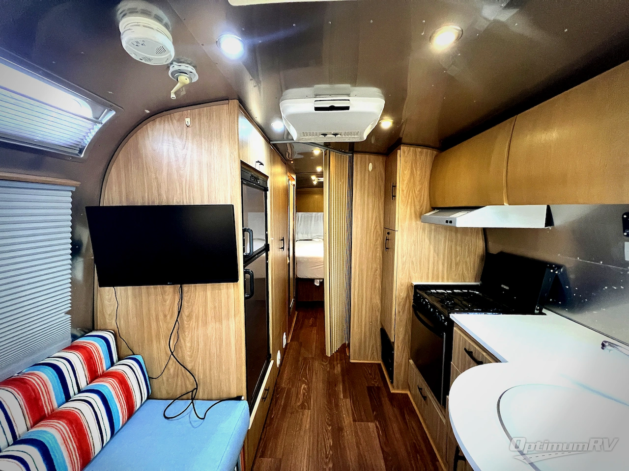2007 Airstream Safari Special Edition 27 FB Photo 4