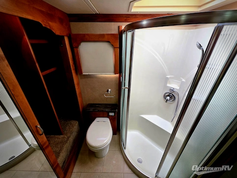 2013 Monaco Diplomat 43DFT RV Photo 4