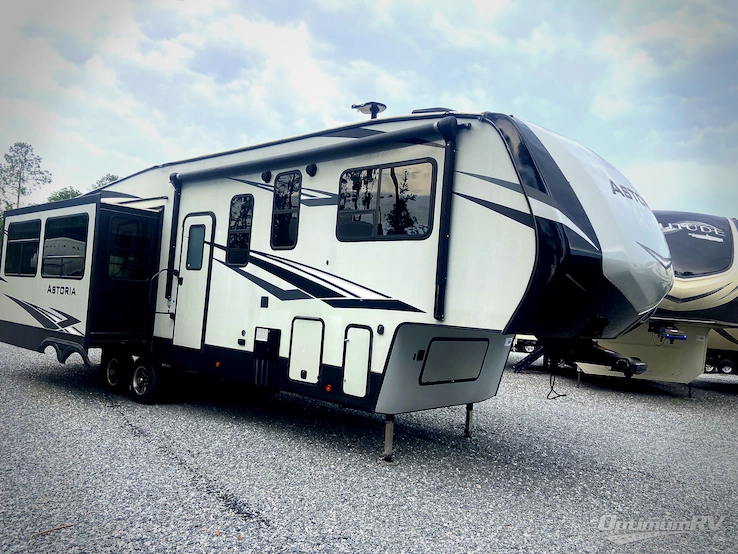 2019 Dutchmen Astoria 3273MBF RV Photo 1