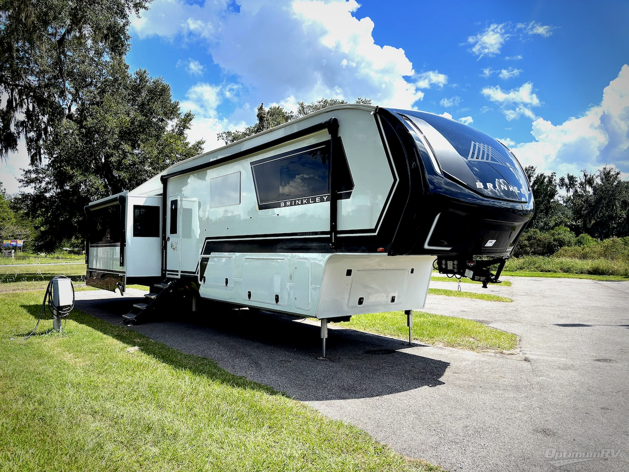2025 Brinkley Model Z 3610 Photo 1