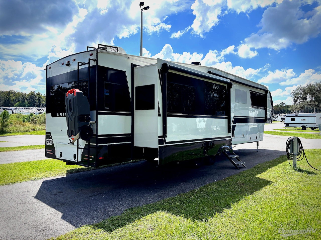 2025 Brinkley Model Z 3610 Photo 2