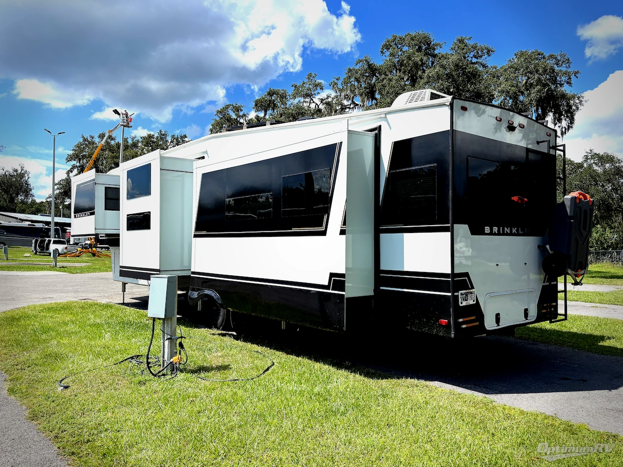 2025 Brinkley Model Z 3610 Photo 3