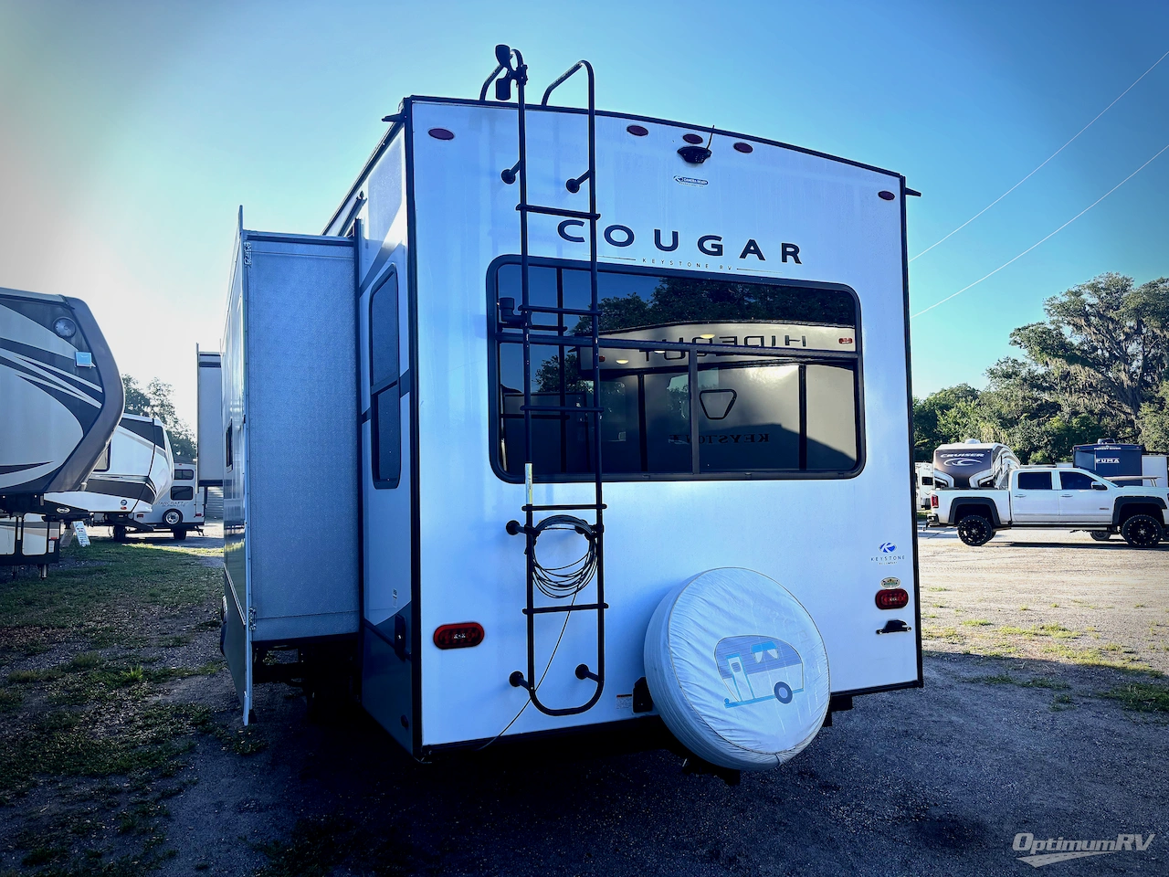 2023 Keystone Cougar 316RLS Photo 3