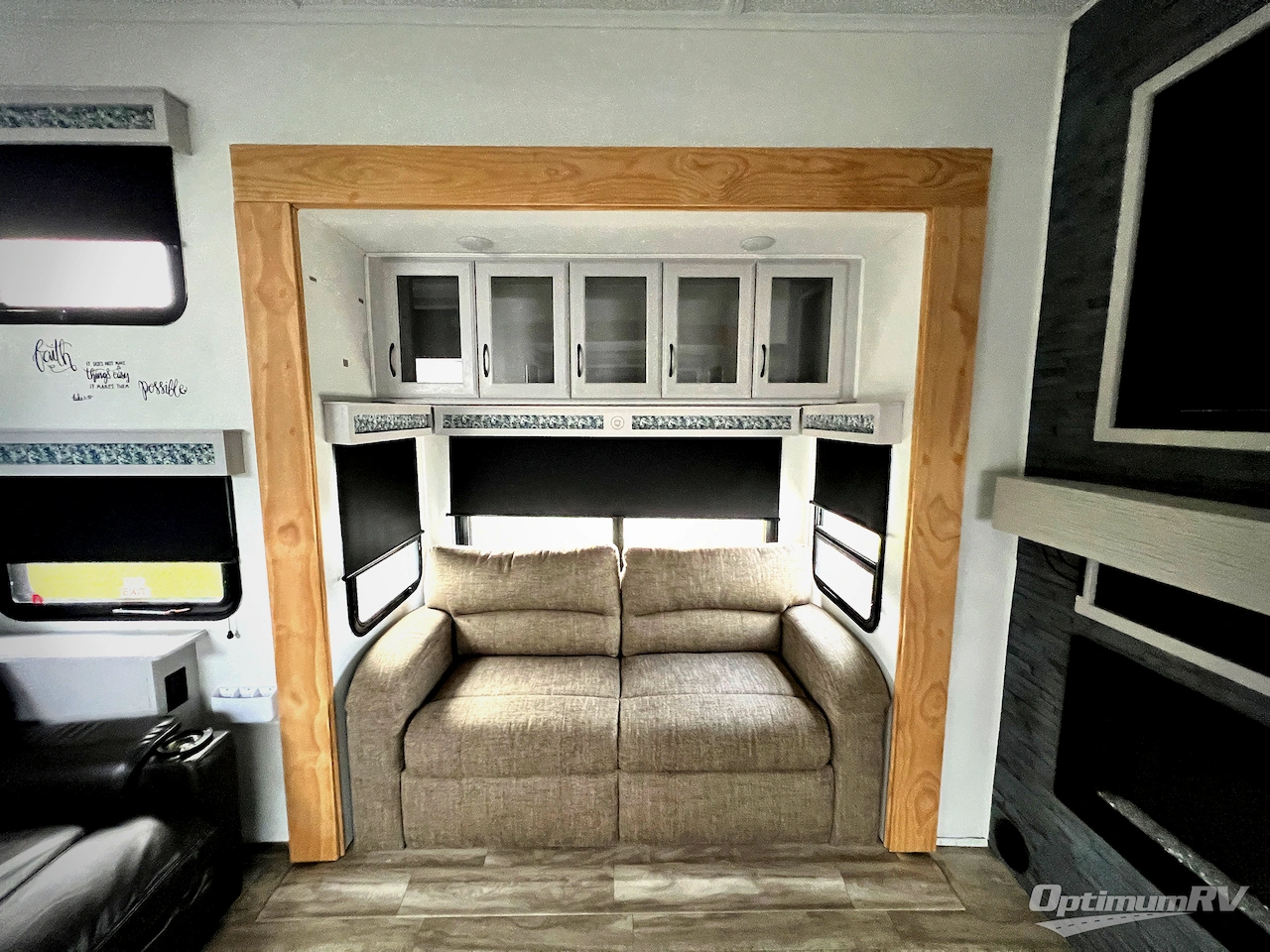 2020 Grand Design Solitude 390RK Photo 11