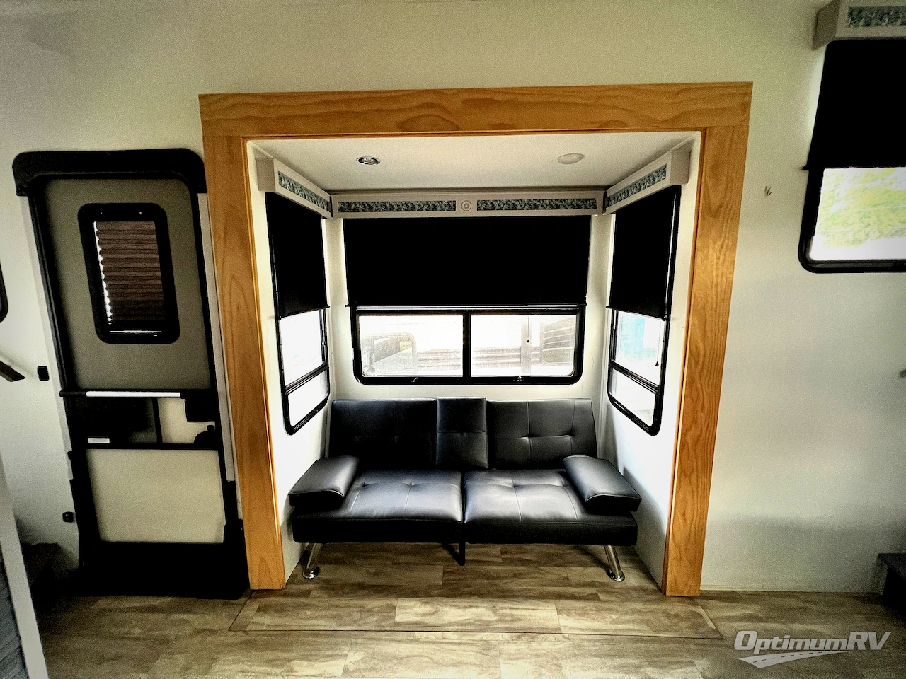 2020 Grand Design Solitude 390RK Photo 13