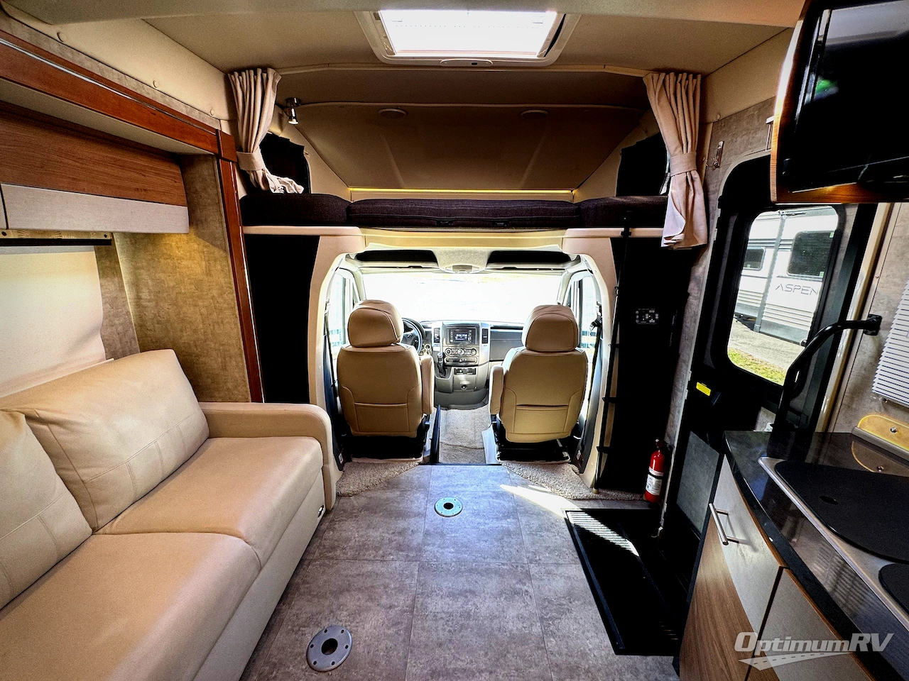 2015 Winnebago View 24G Photo 4