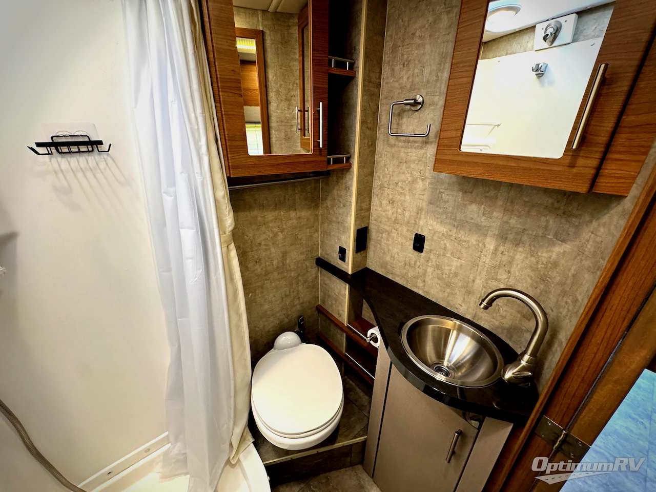 2015 Winnebago View 24G Photo 15