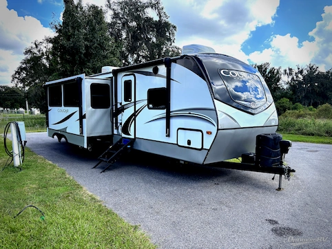 Used 2020 Keystone Cougar Half-Ton 34TSB Featured Photo
