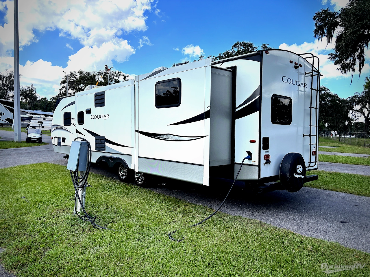 2020 Keystone Cougar Half-Ton 34TSB Photo 3