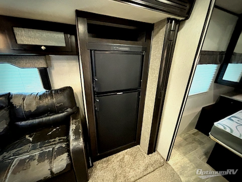 2019 Heartland North Trail 22CRB RV Photo 4