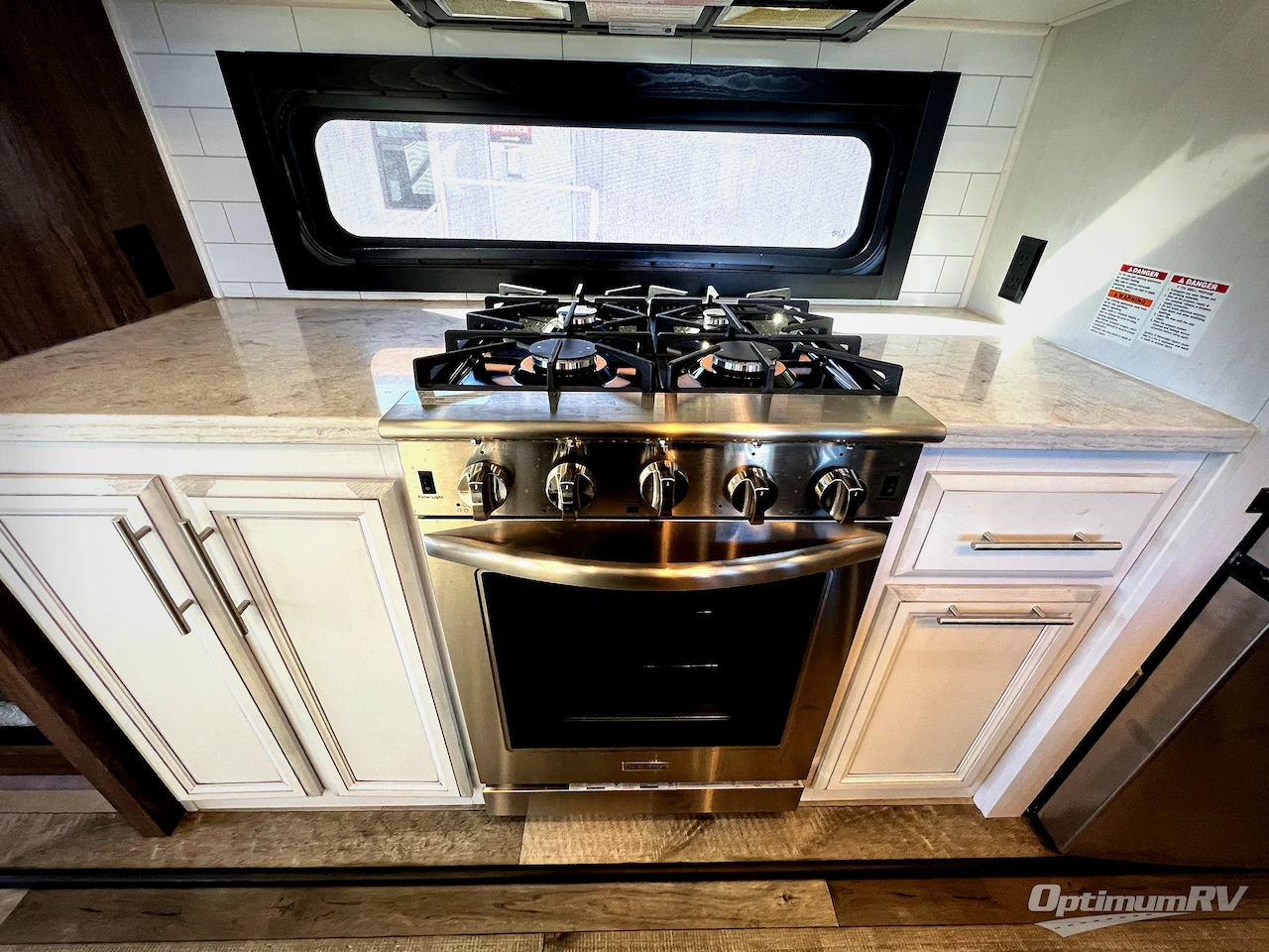 2021 KZ Durango Gold G366FBT Photo 12