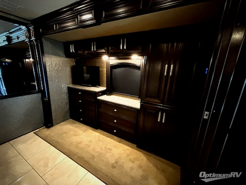 2015 American Coach American Eagle 45B RV Photo 4