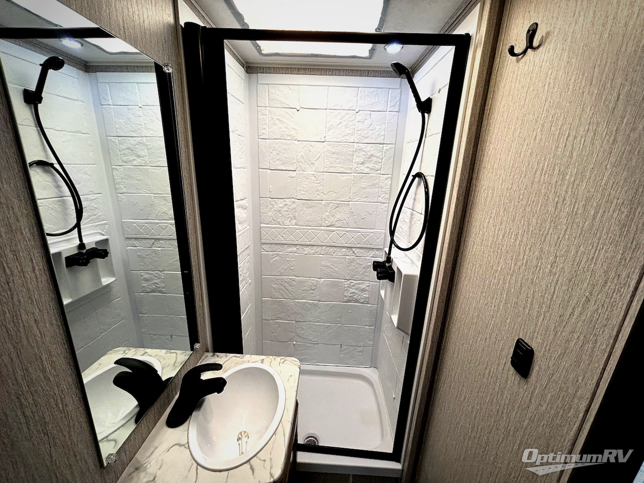 2023 Coachmen Prism Elite 24DS Photo 11