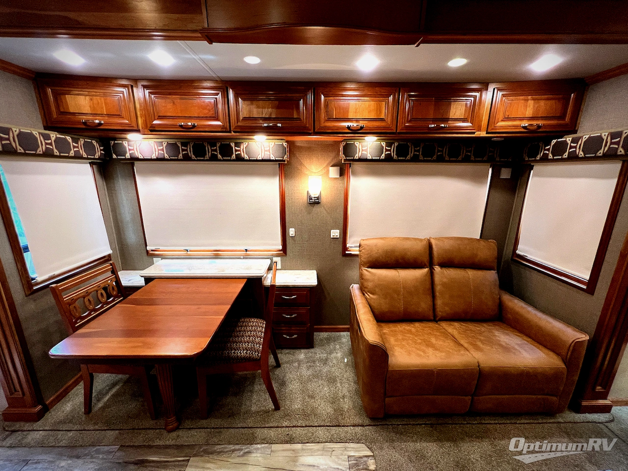 2016 DRV Luxury Suites Mobile Suites 36RSSB3 Photo 6