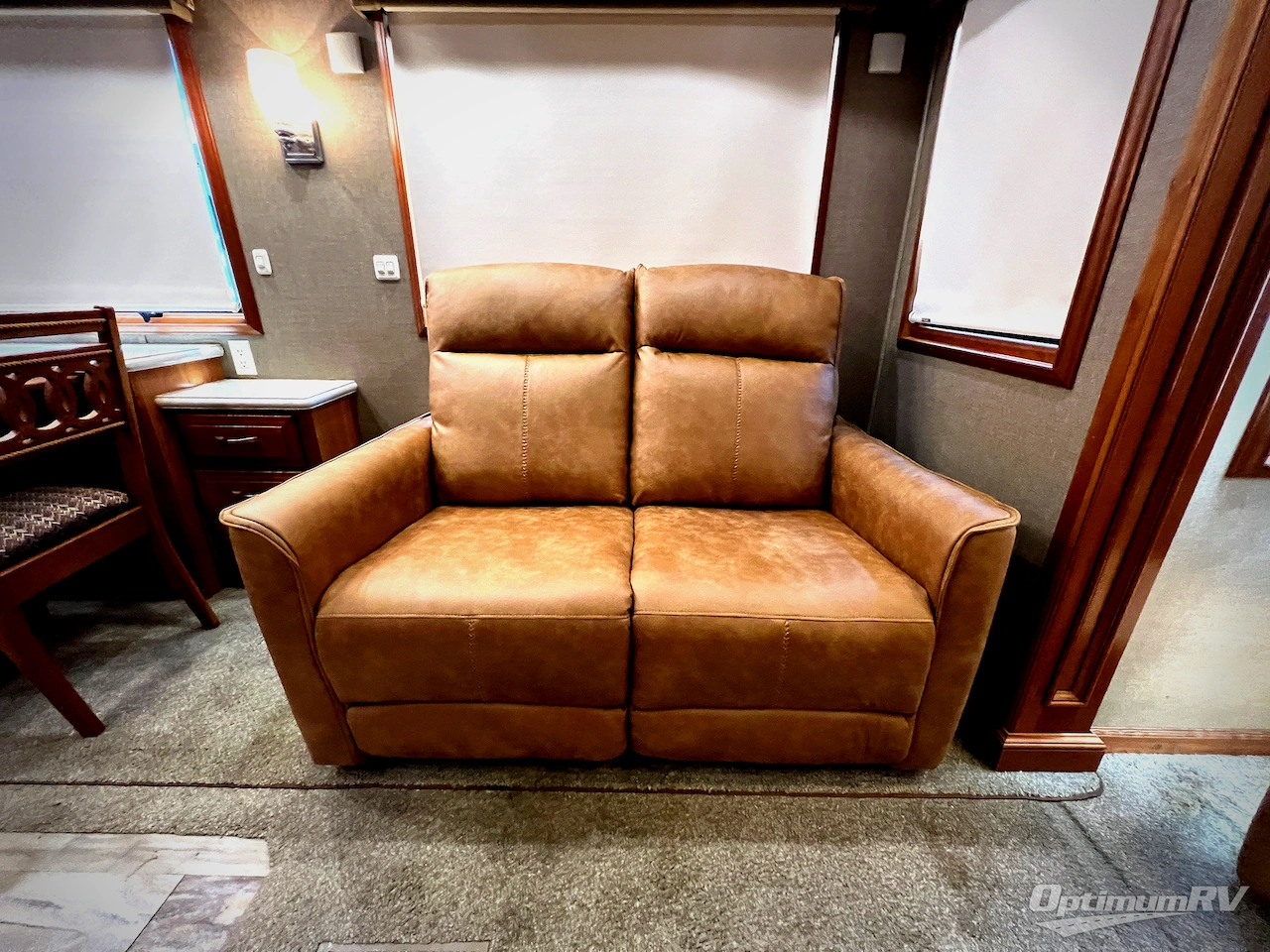 2016 DRV Luxury Suites Mobile Suites 36RSSB3 Photo 10