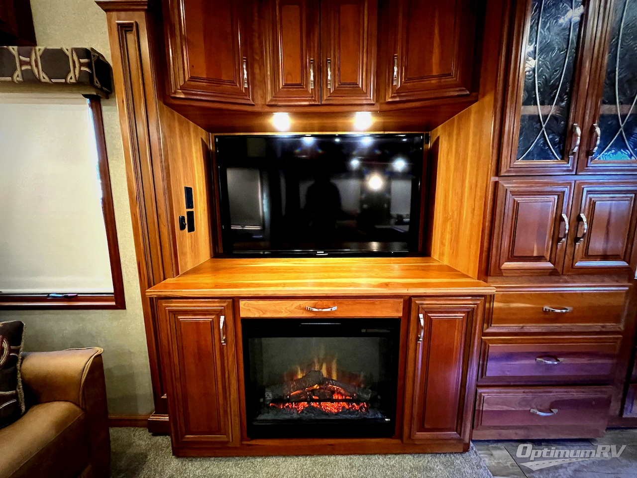 2016 DRV Luxury Suites Mobile Suites 36RSSB3 Photo 15