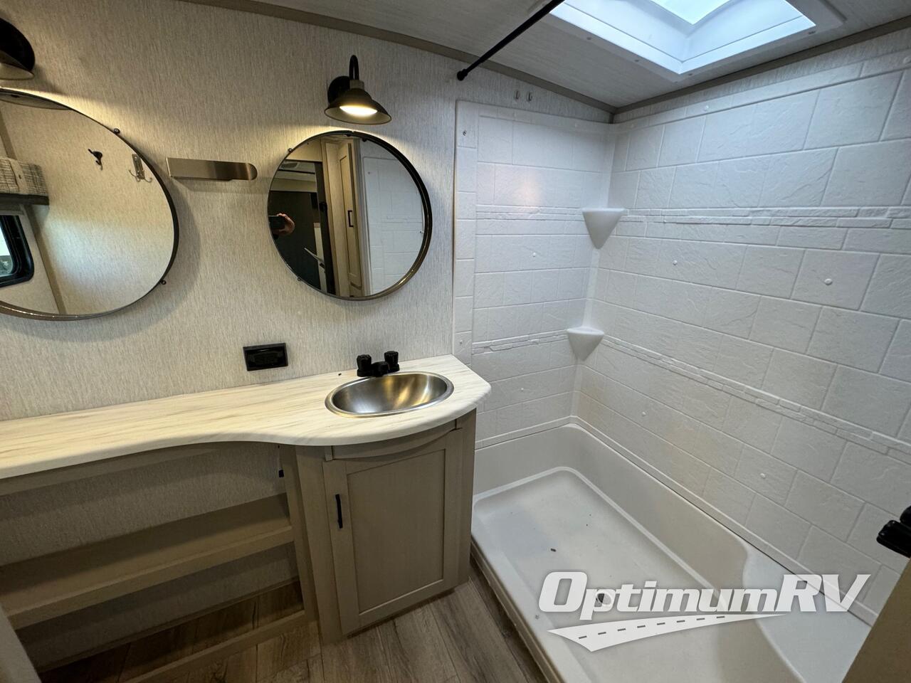 2023 Forest River Wildwood Heritage Glen Elite Series 36FL Photo 14