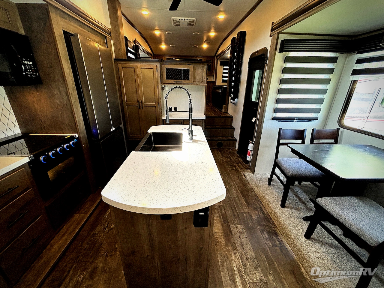 2022 Forest River Sabre 37FLH Photo 5