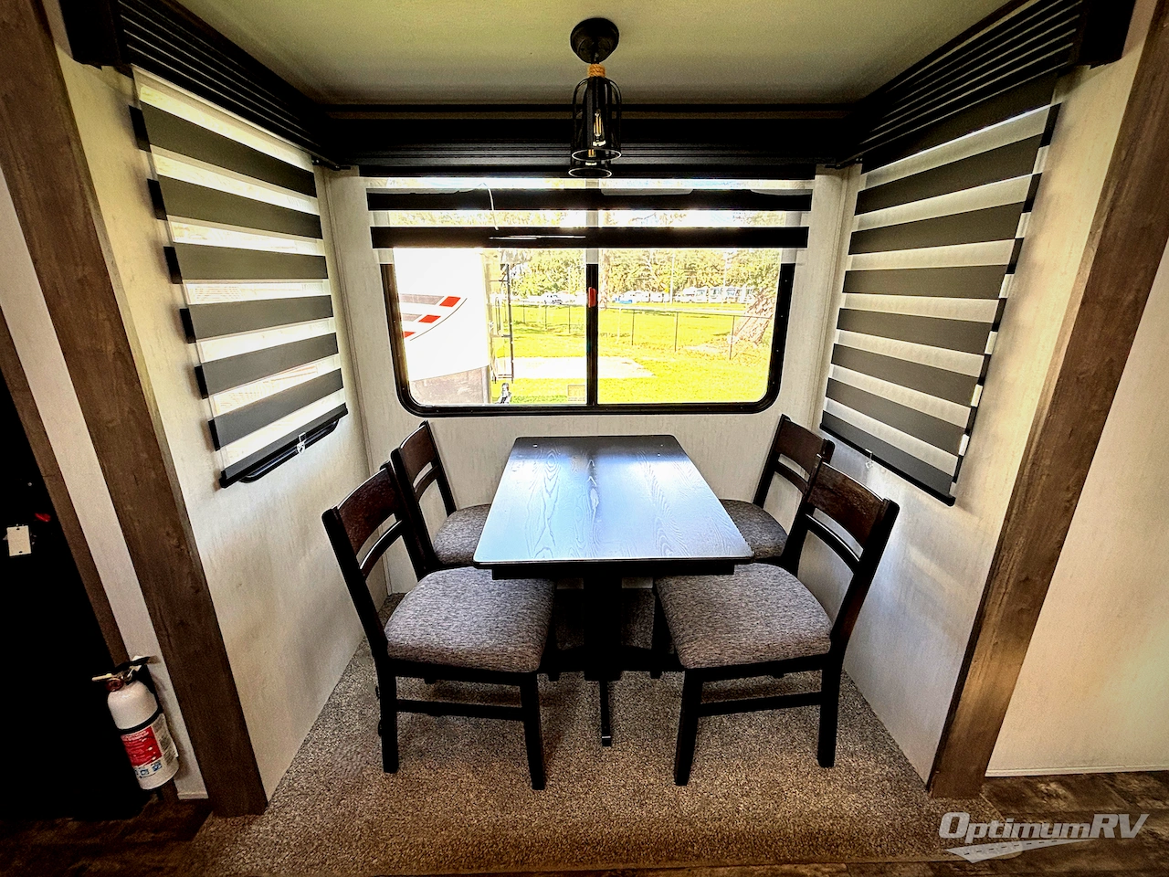2022 Forest River Sabre 37FLH Photo 15