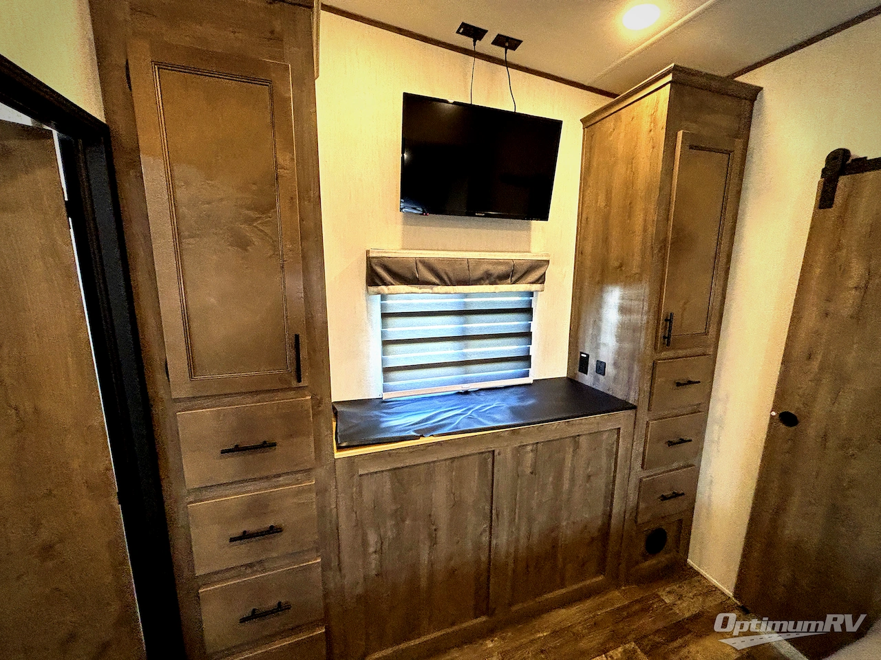 2022 Forest River Sabre 37FLH Photo 20