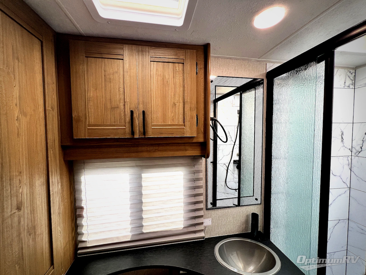 2025 Coachmen Leprechaun 298KB Ford 450 Photo 18