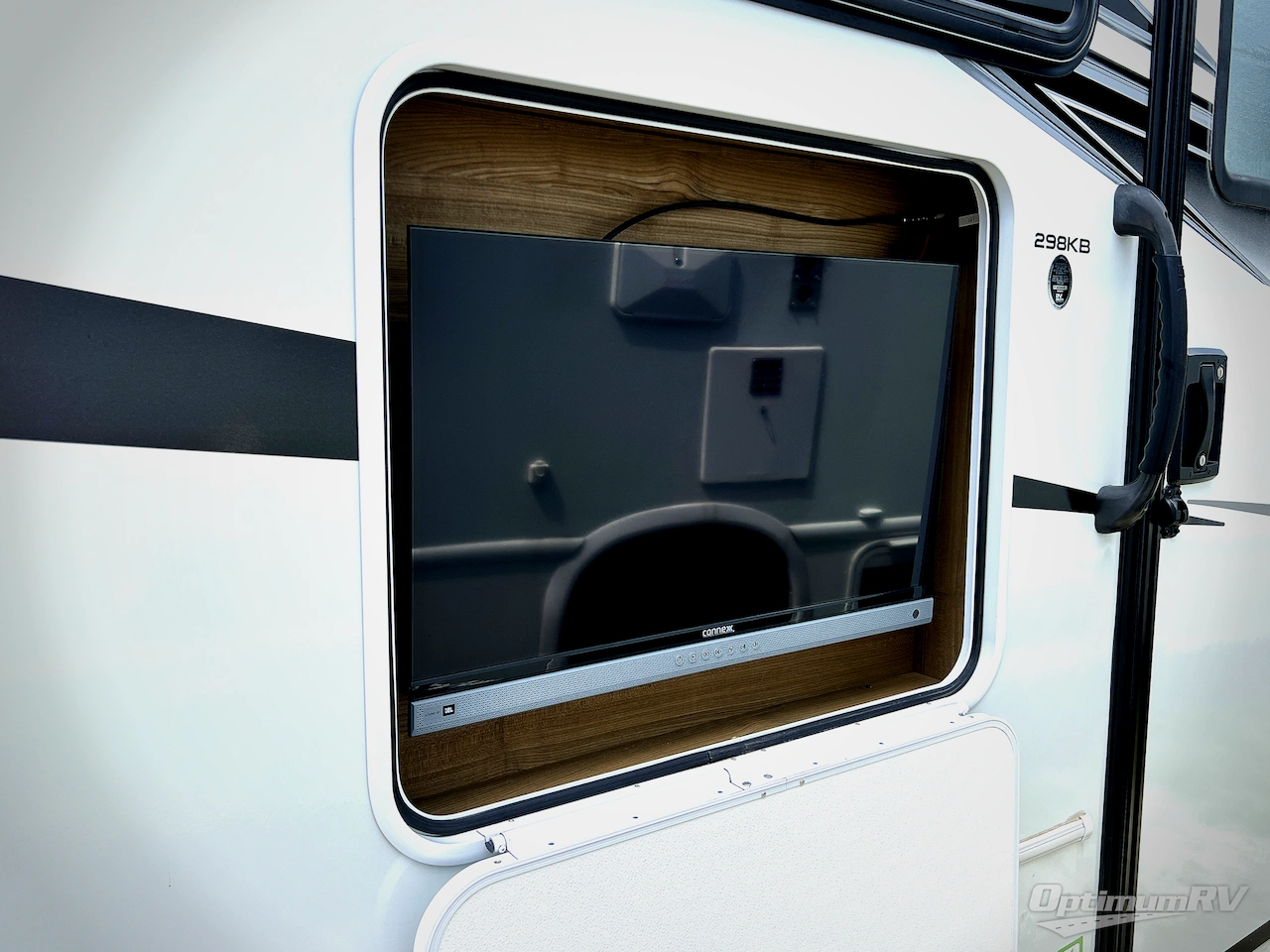 2025 Coachmen Leprechaun 298KB Ford 450 Photo 21