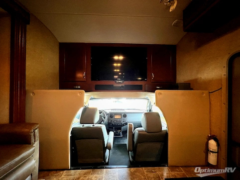 2015 Thor Four Winds Super C 35SK RV Photo 2