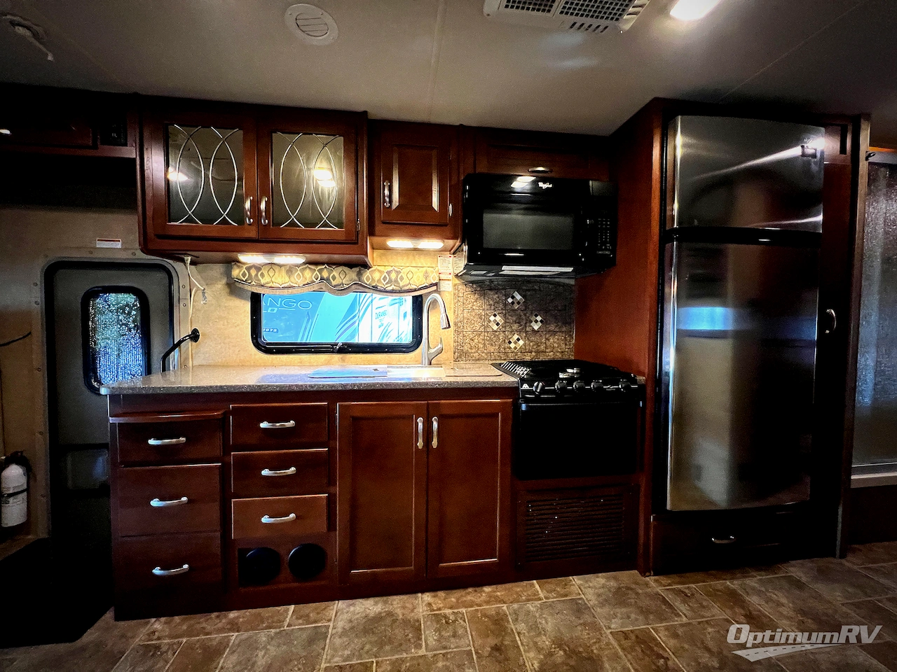 2015 Thor Four Winds Super C 35SK Photo 10