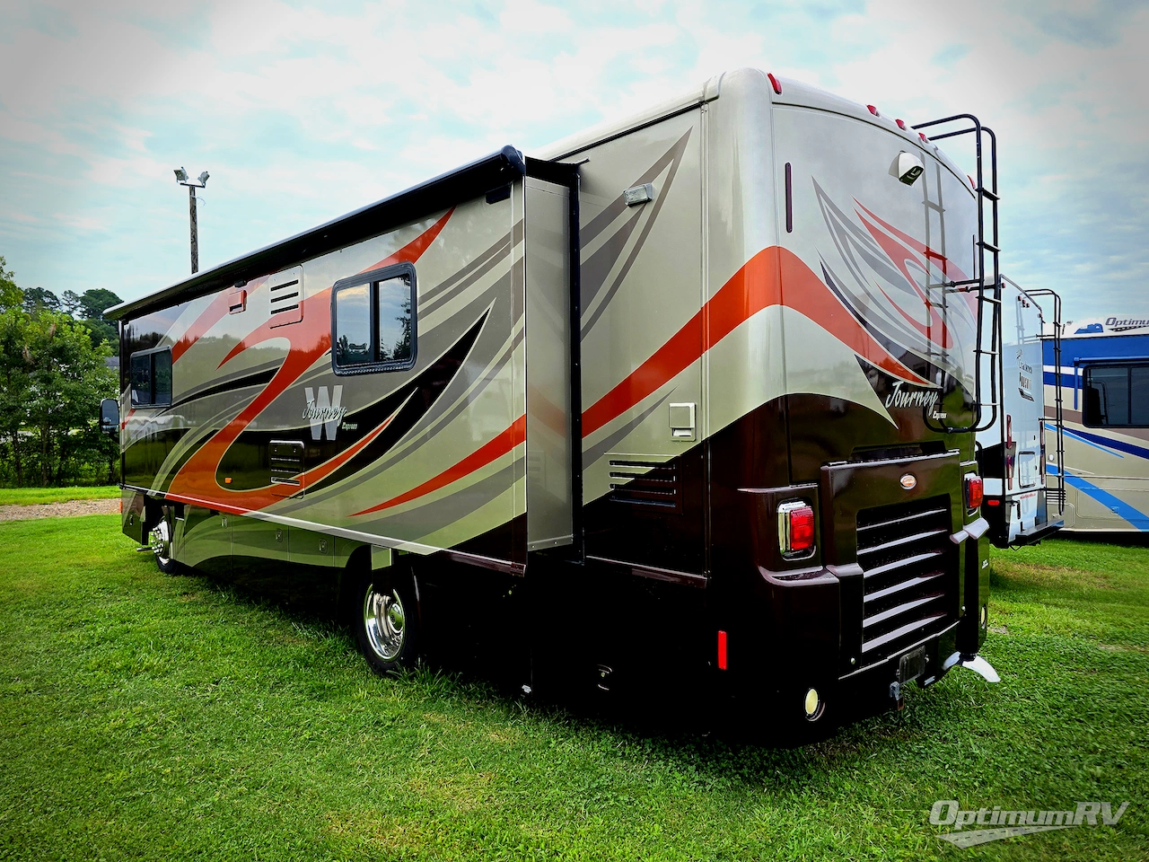 2011 Winnebago Journey Express 34Y Photo 3