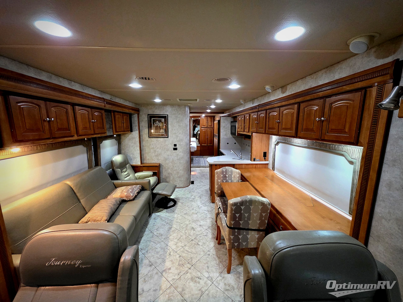 2011 Winnebago Journey Express 34Y Photo 4