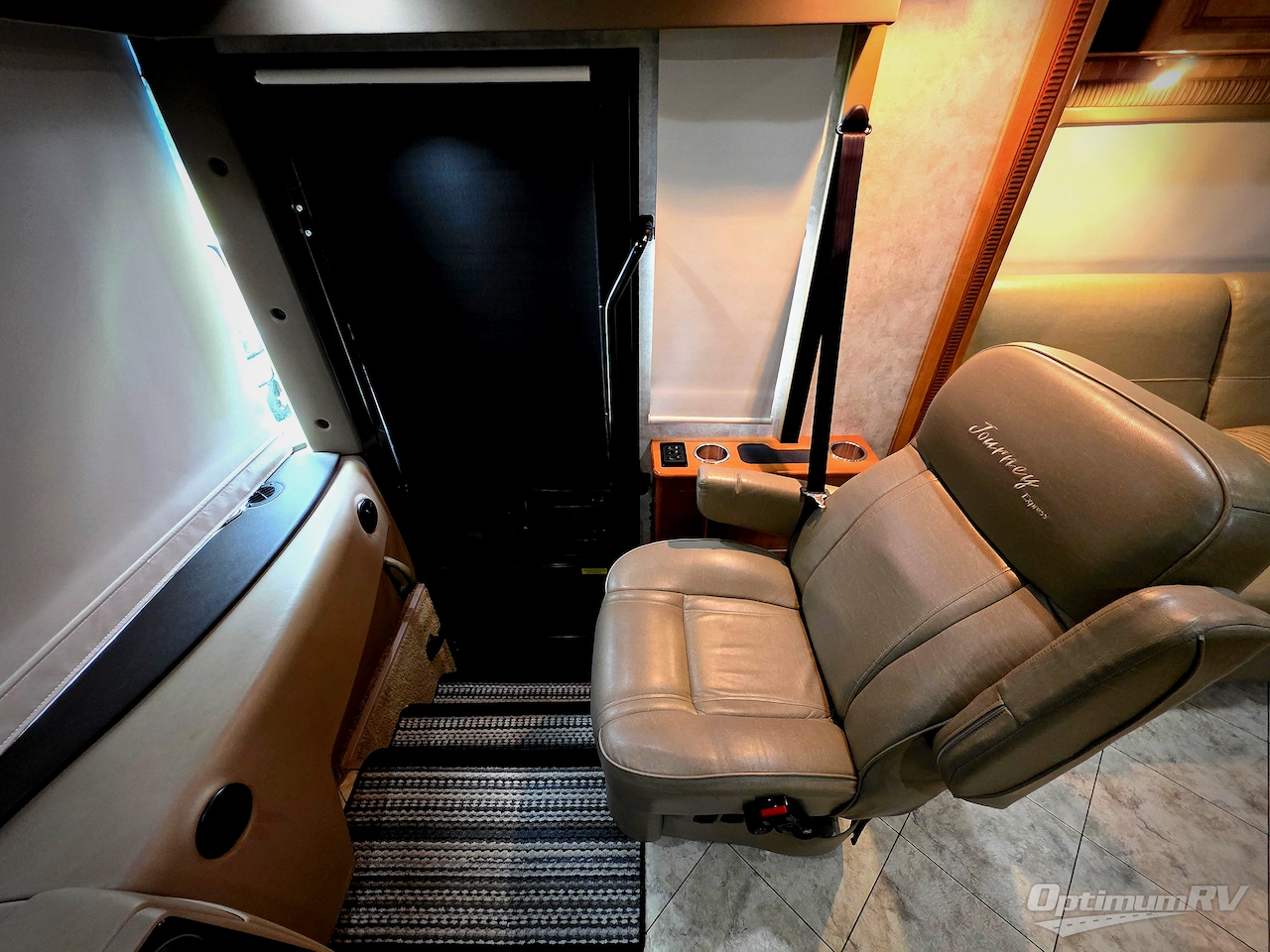 2011 Winnebago Journey Express 34Y Photo 8