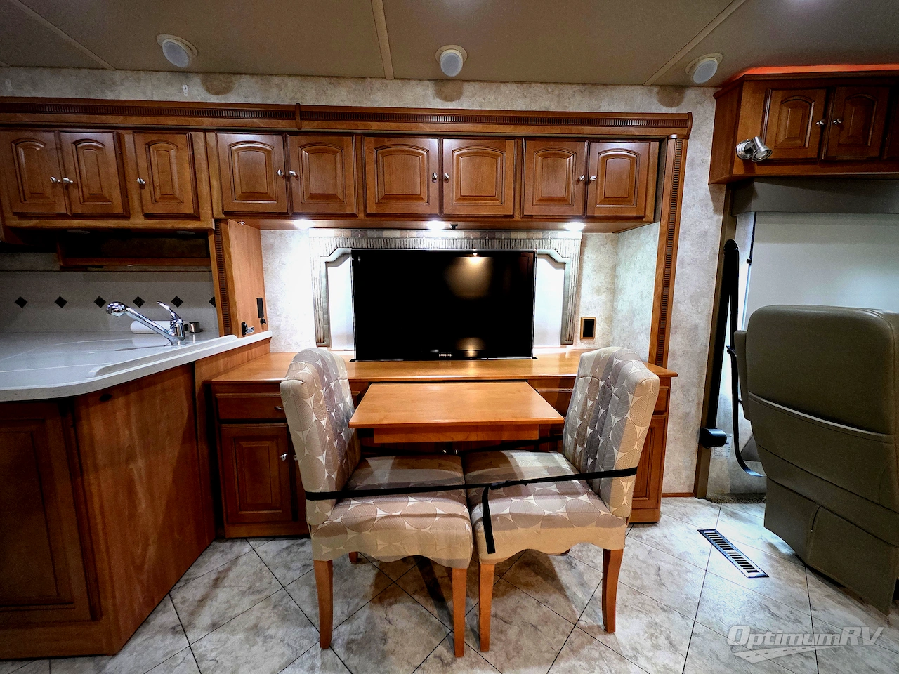 2011 Winnebago Journey Express 34Y Photo 12