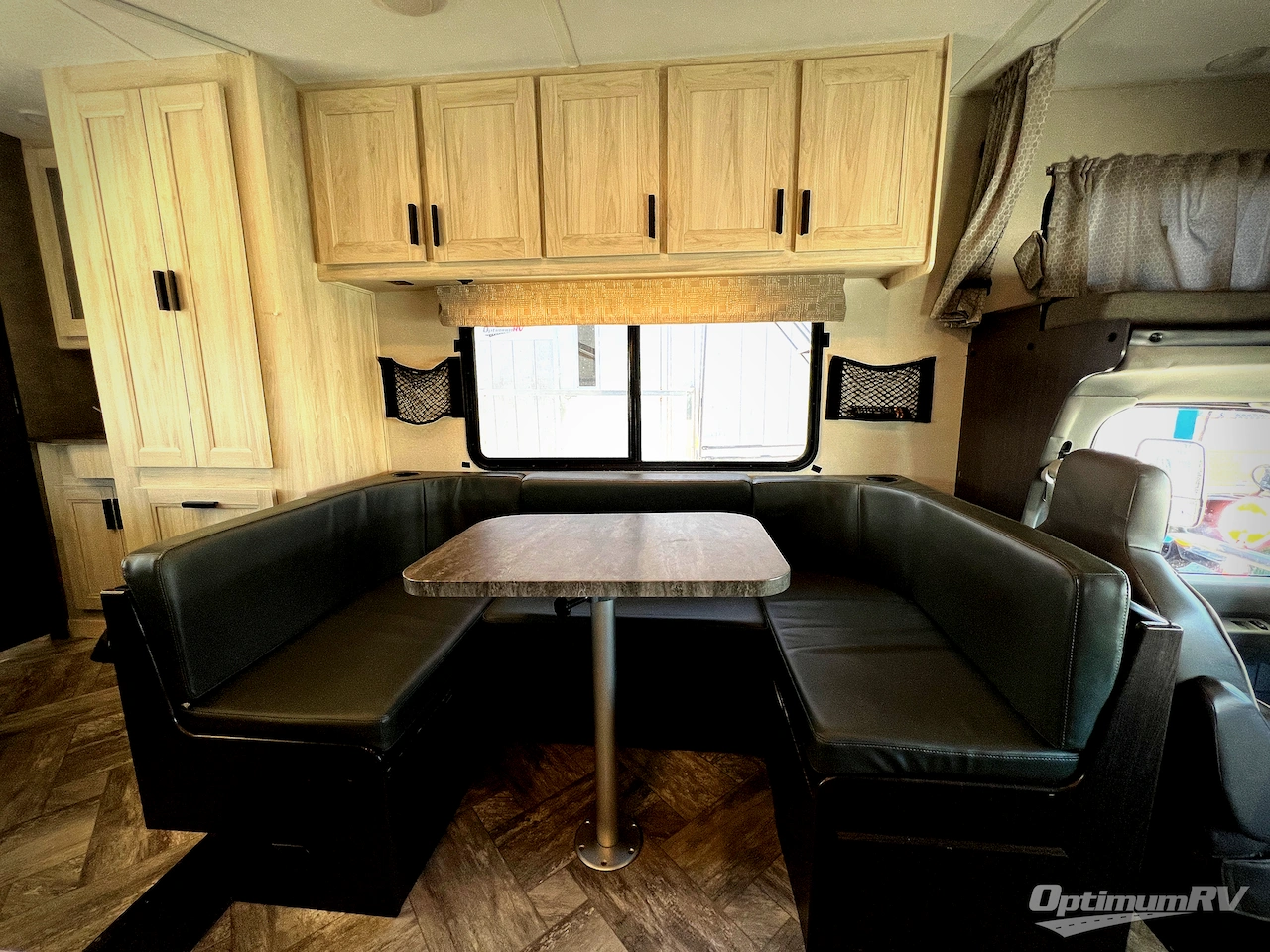 2022 Forest River Sunseeker LE 2350SLE Ford Photo 8