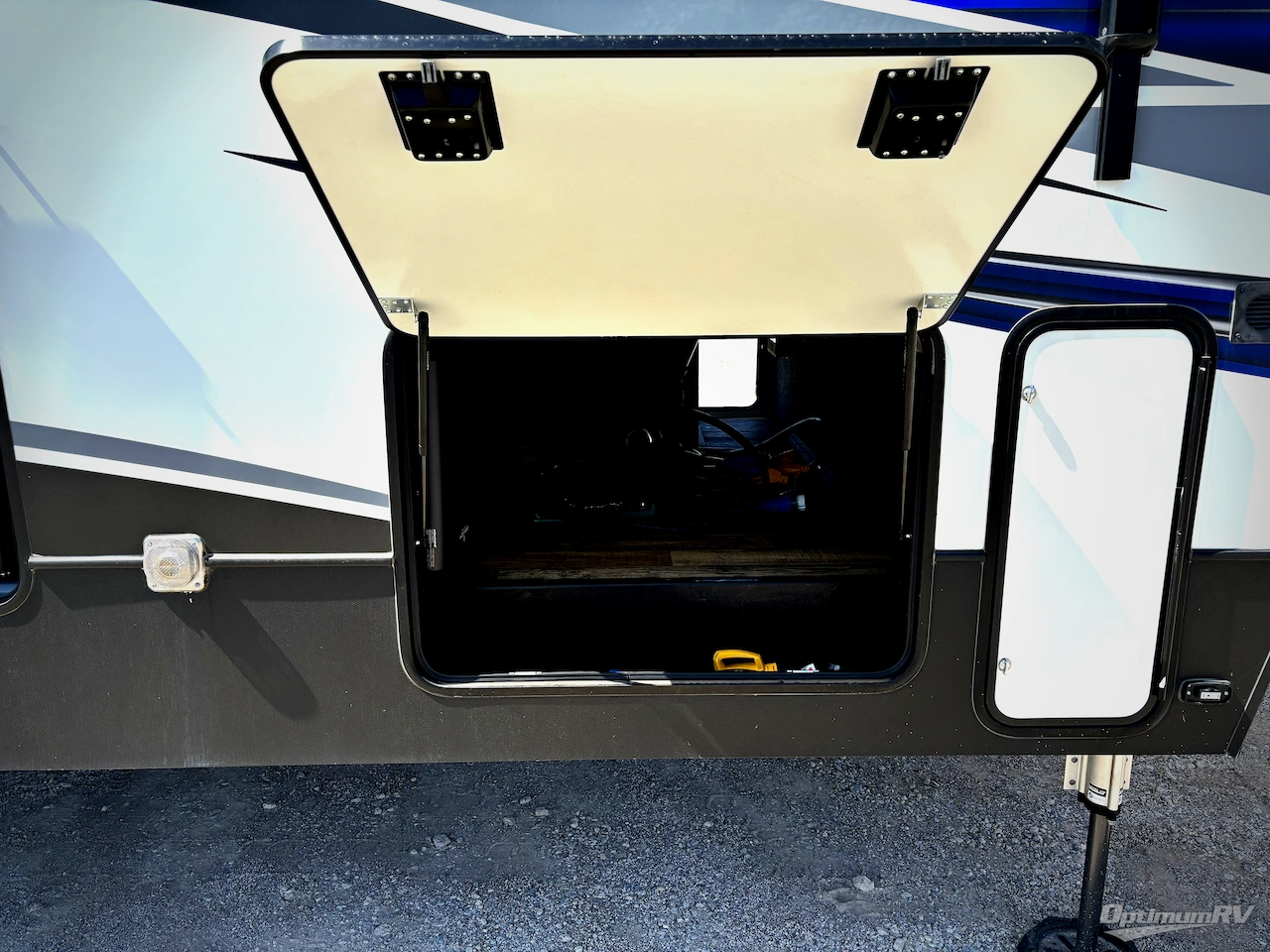 2019 Keystone Fuzion 369 Photo 16