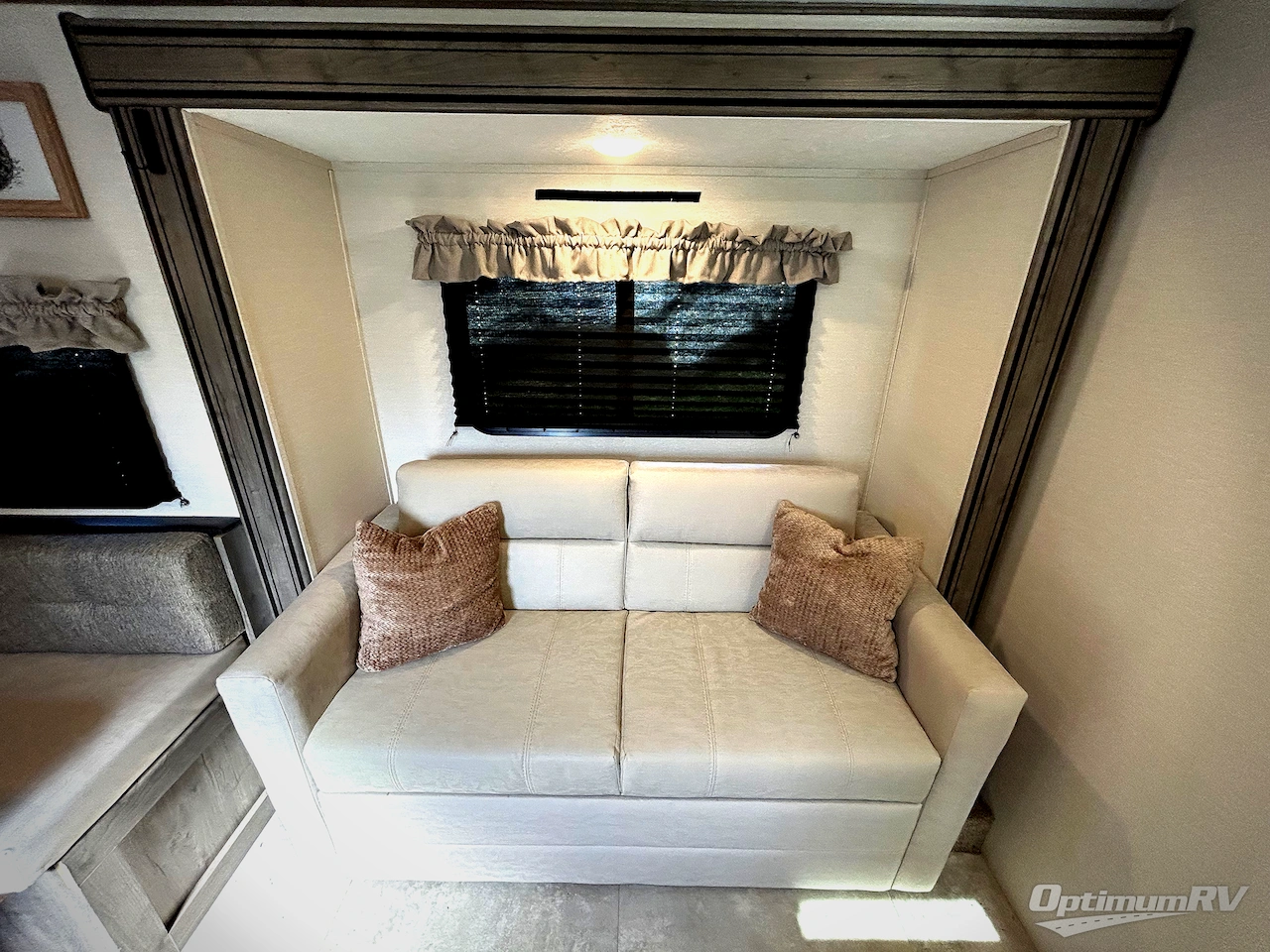 2021 Coachmen Apex Nano 213RDS Photo 12