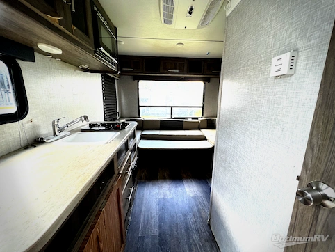 2022 CrossRoads Zinger Lite ZR18RD RV Photo 2