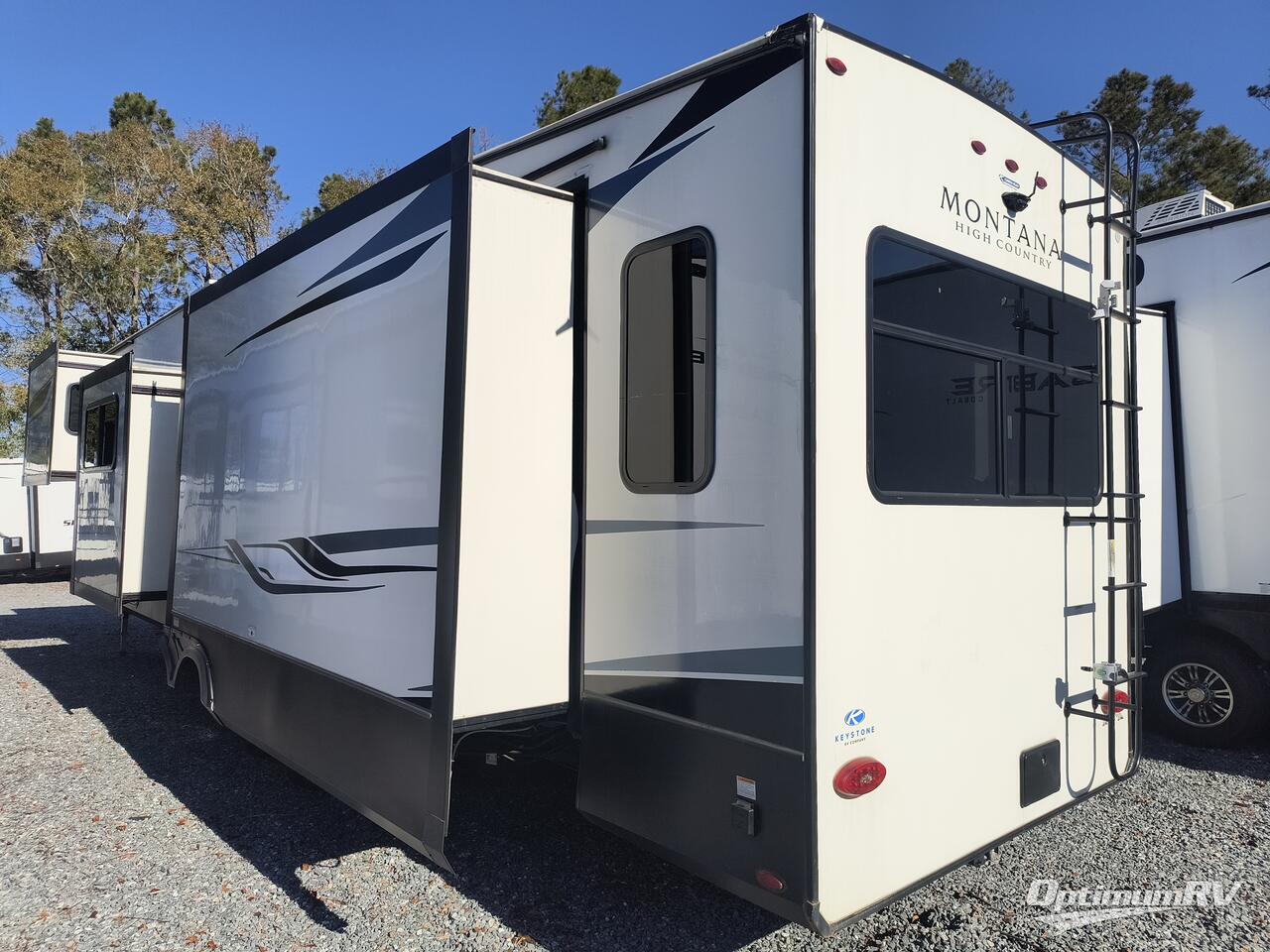2023 Keystone Montana High Country 385BR Photo 2