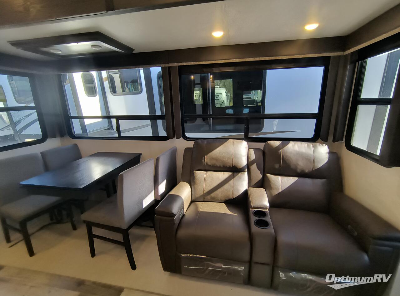 2023 Keystone Montana High Country 385BR Photo 6