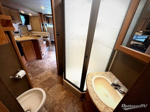 2016 Thor ACE 30.2 RV Photo 4