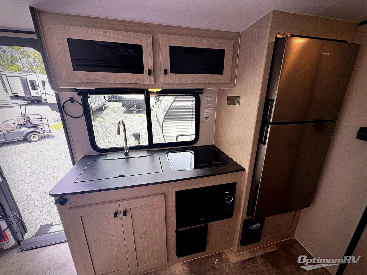 2023 Coachmen Apex Nano 203RBK Photo 11