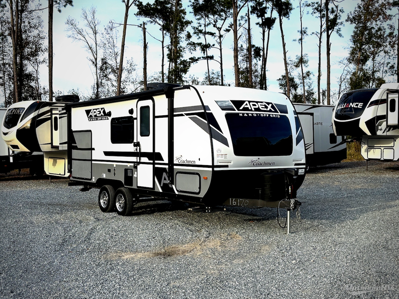 2023 Coachmen Apex Nano 203RBK Photo 1