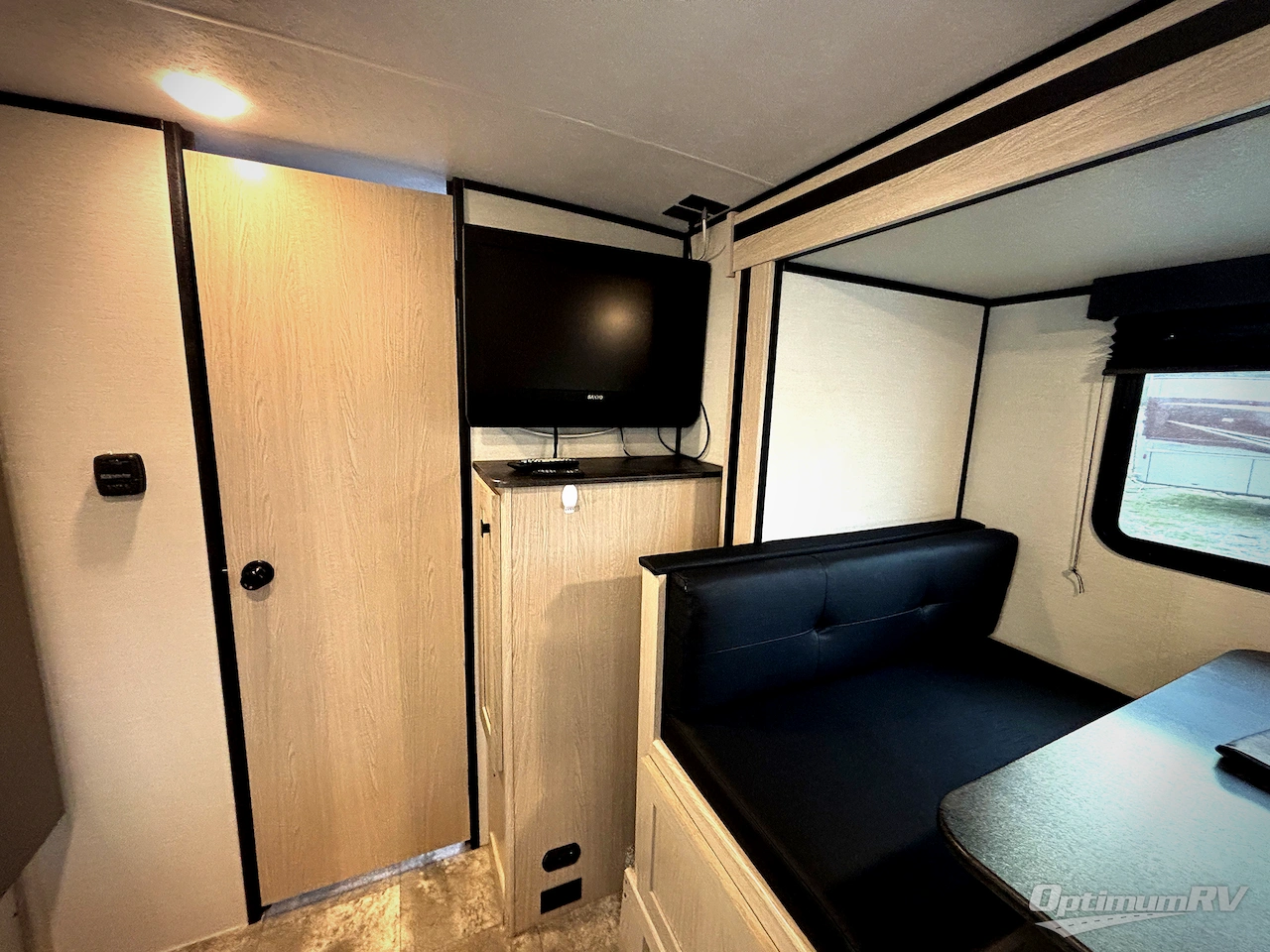 2023 Coachmen Apex Nano 203RBK Photo 7