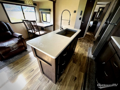 2018 Forest River Wildwood Heritage Glen 272RL RV Photo 3