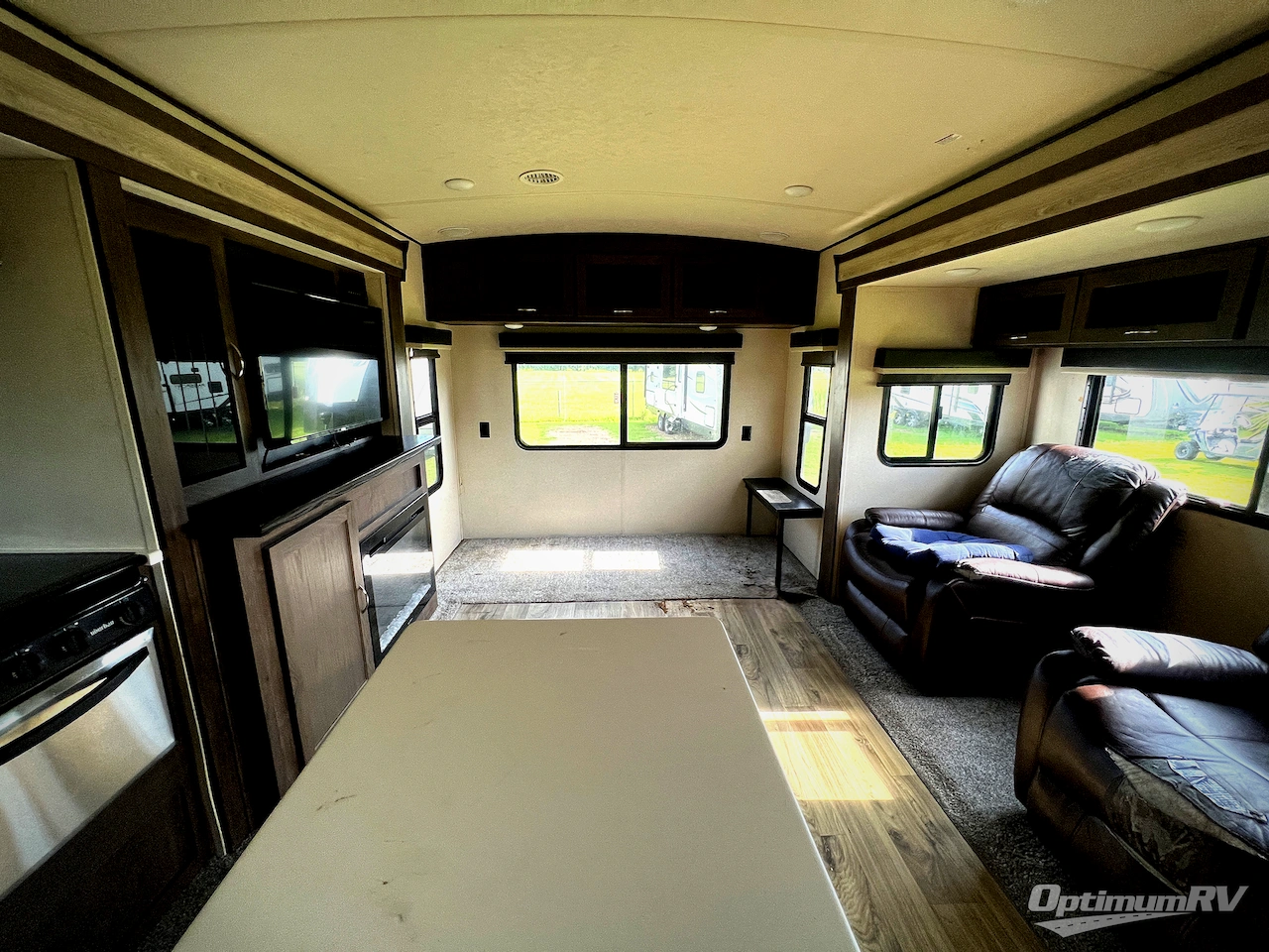 2018 Forest River Wildwood Heritage Glen 272RL Photo 4