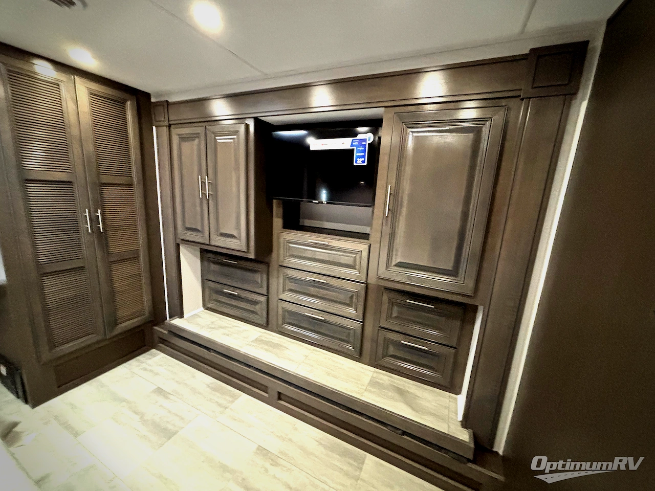 2025 Forest River Georgetown 5 Series 34M5 Photo 19