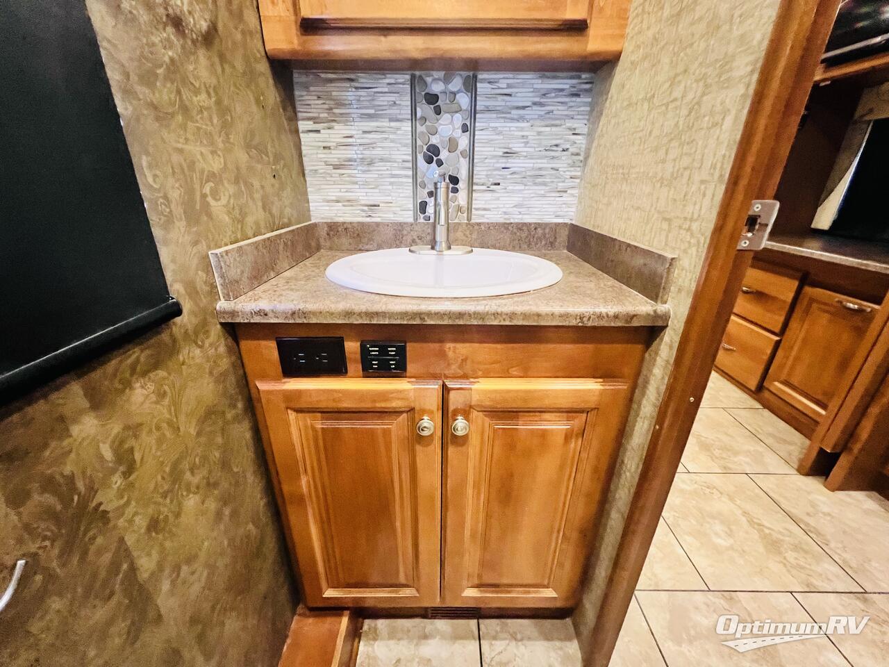 2015 Tiffin Allegro 34 TGA Photo 26