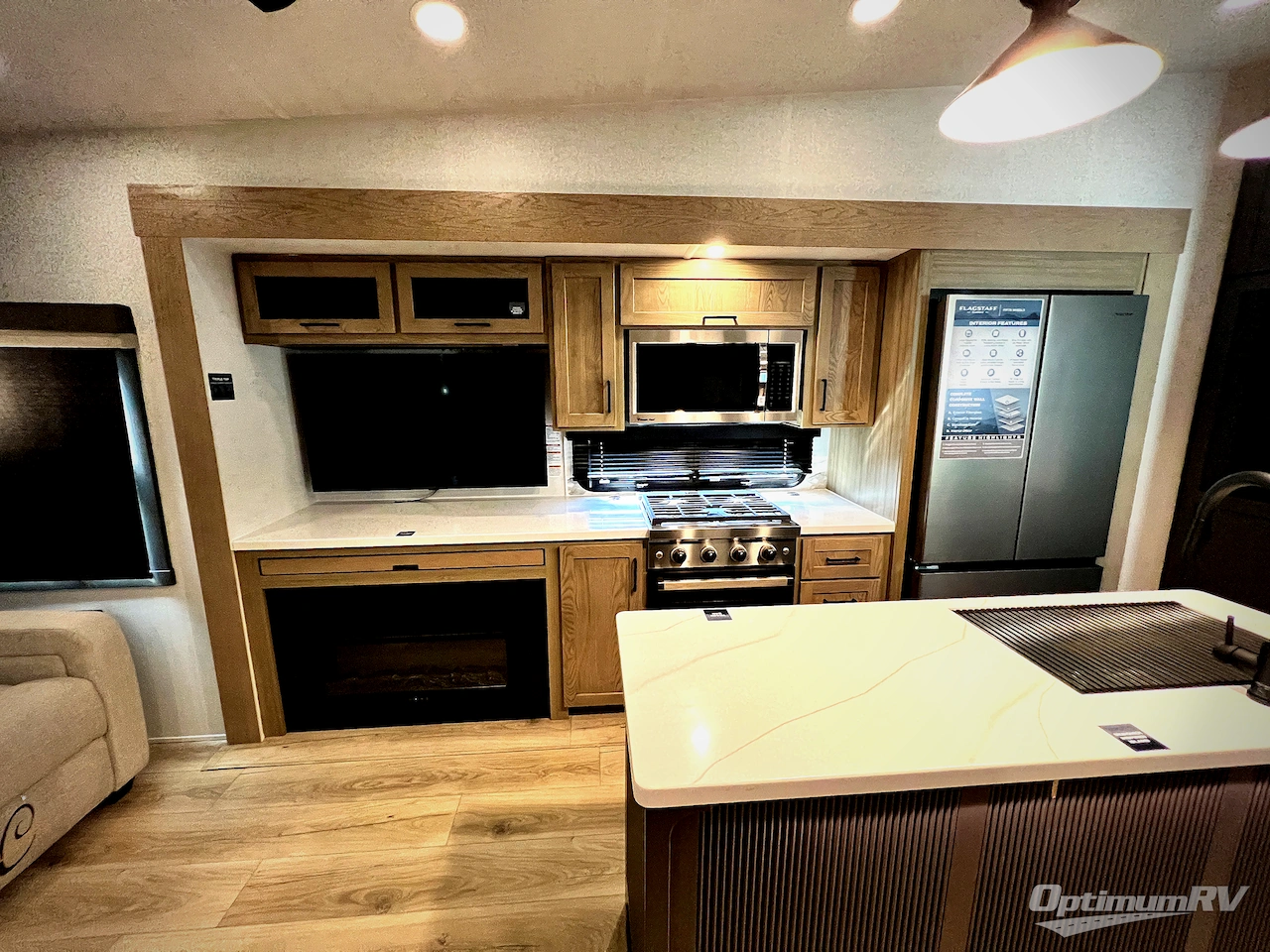 2026 Forest River Flagstaff Classic 401CFB Photo 6