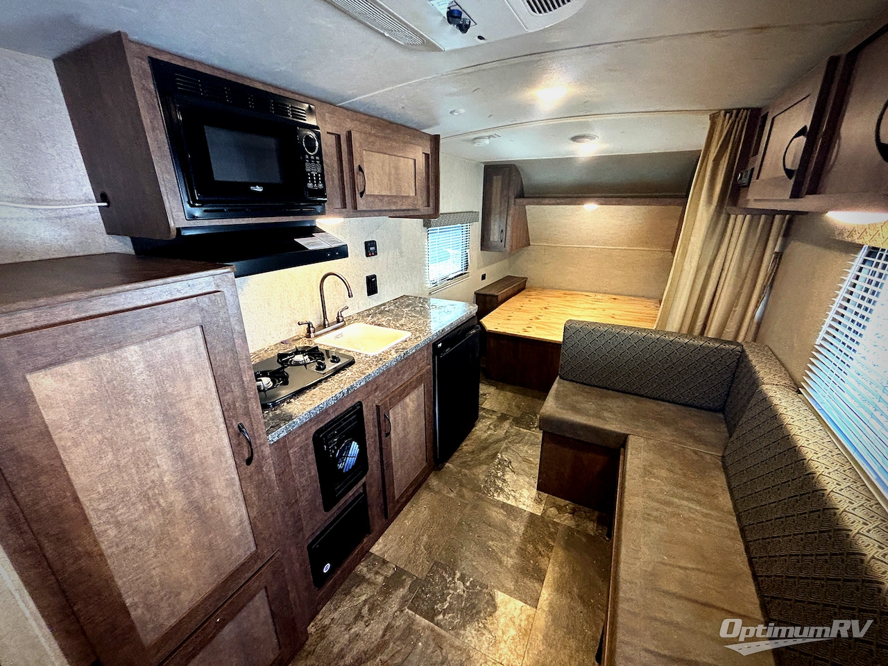 2017 Starcraft Autumn Ridge Mini 18QB Photo 4