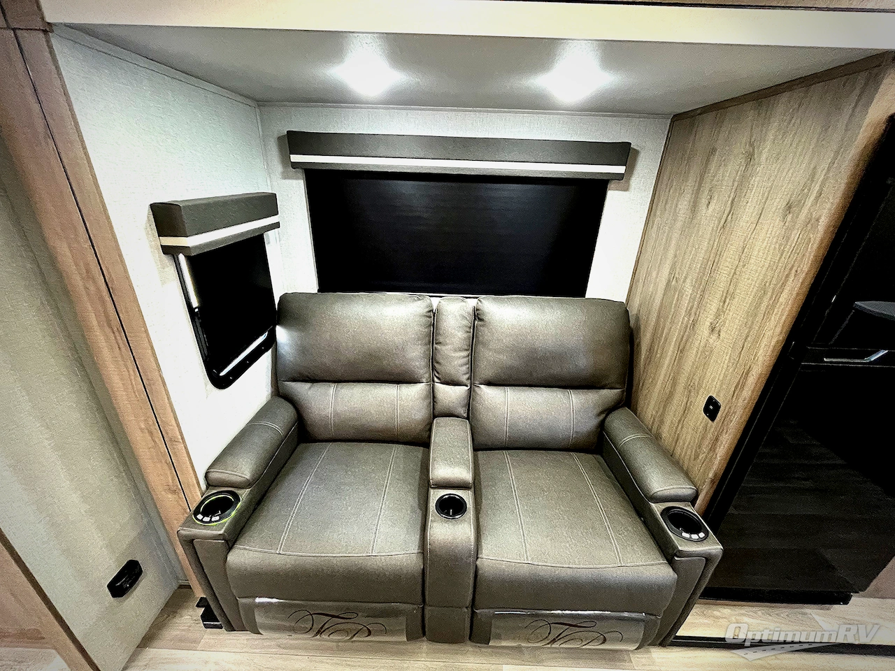 2024 Grand Design Imagine 2920BS Photo 7